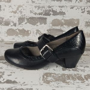 LifeStride Rozz Round Toe Black Faux Leather Buckle Block Heel Mary Jane V 98